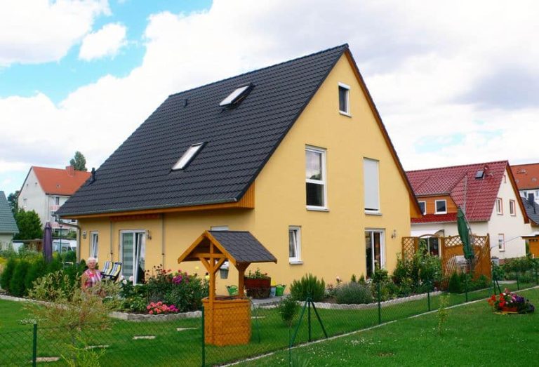 Haus Colbitz mit Einliegerwohnung und Satteldach