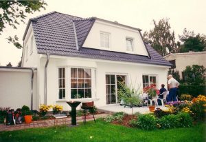 Einfamilienhaus Jerichow mit Satteldach und breiter Gaube