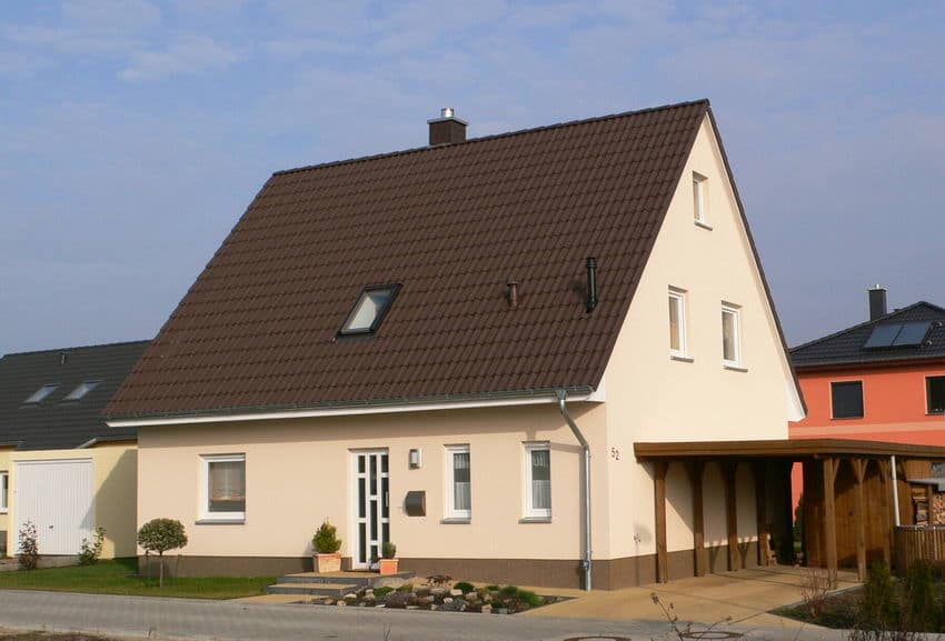 Einfamilienhaus Oschersleben mit Satteldach und Carport